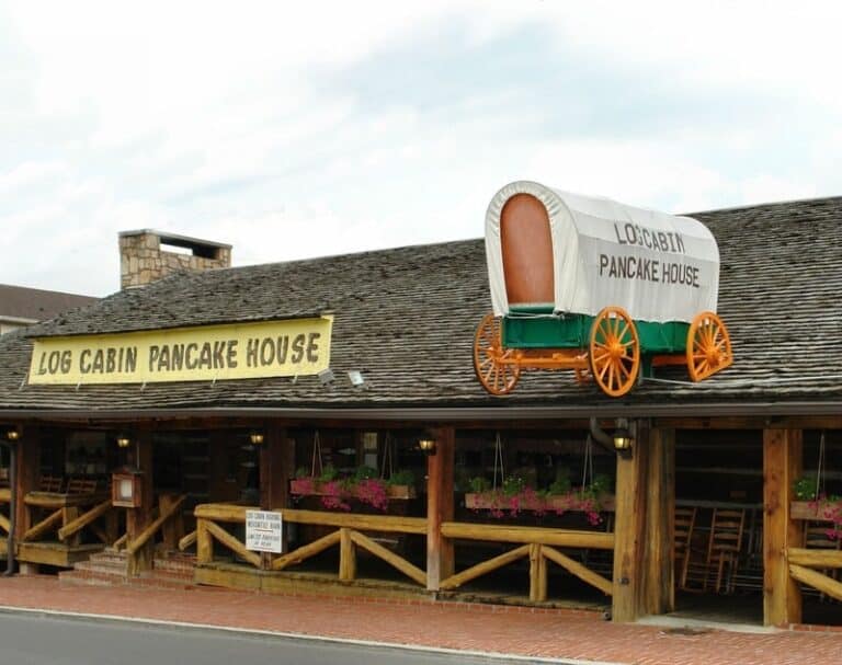 Top 7 Best Pancakes in Gatlinburg (2023 Update)