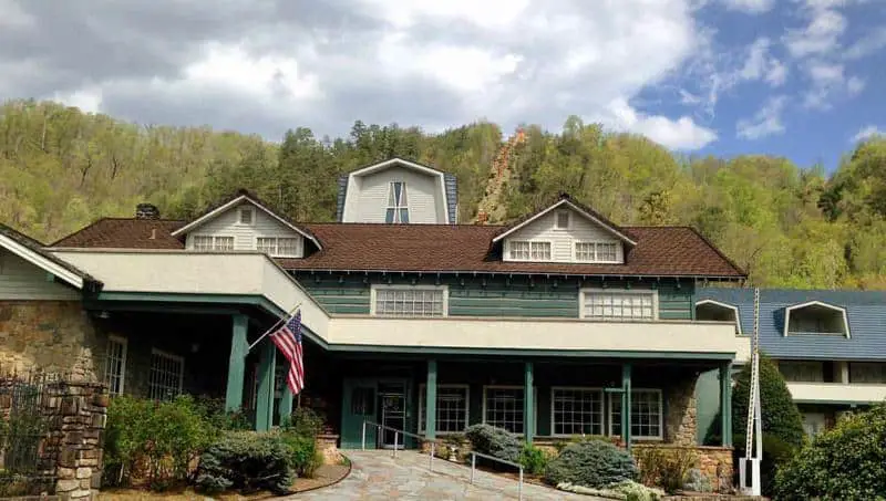 The Historic Gatlinburg Inn