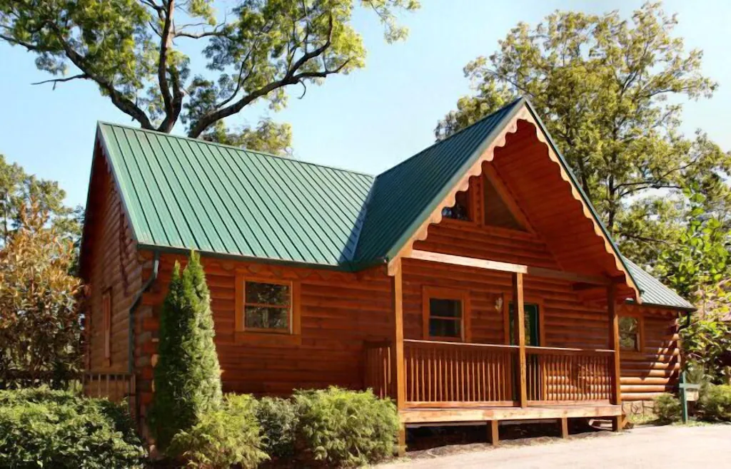 Honey Bear Hideaway Cabin